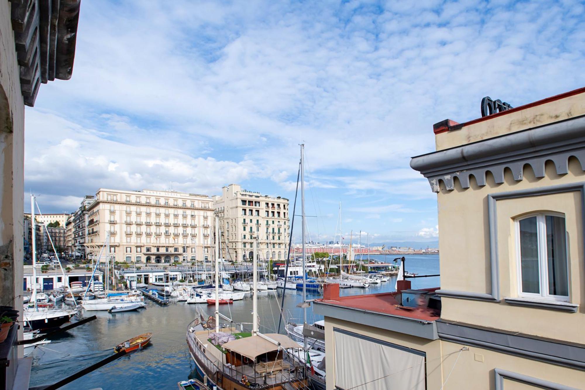 Dell'ovo - Dimore Partenopee Naples